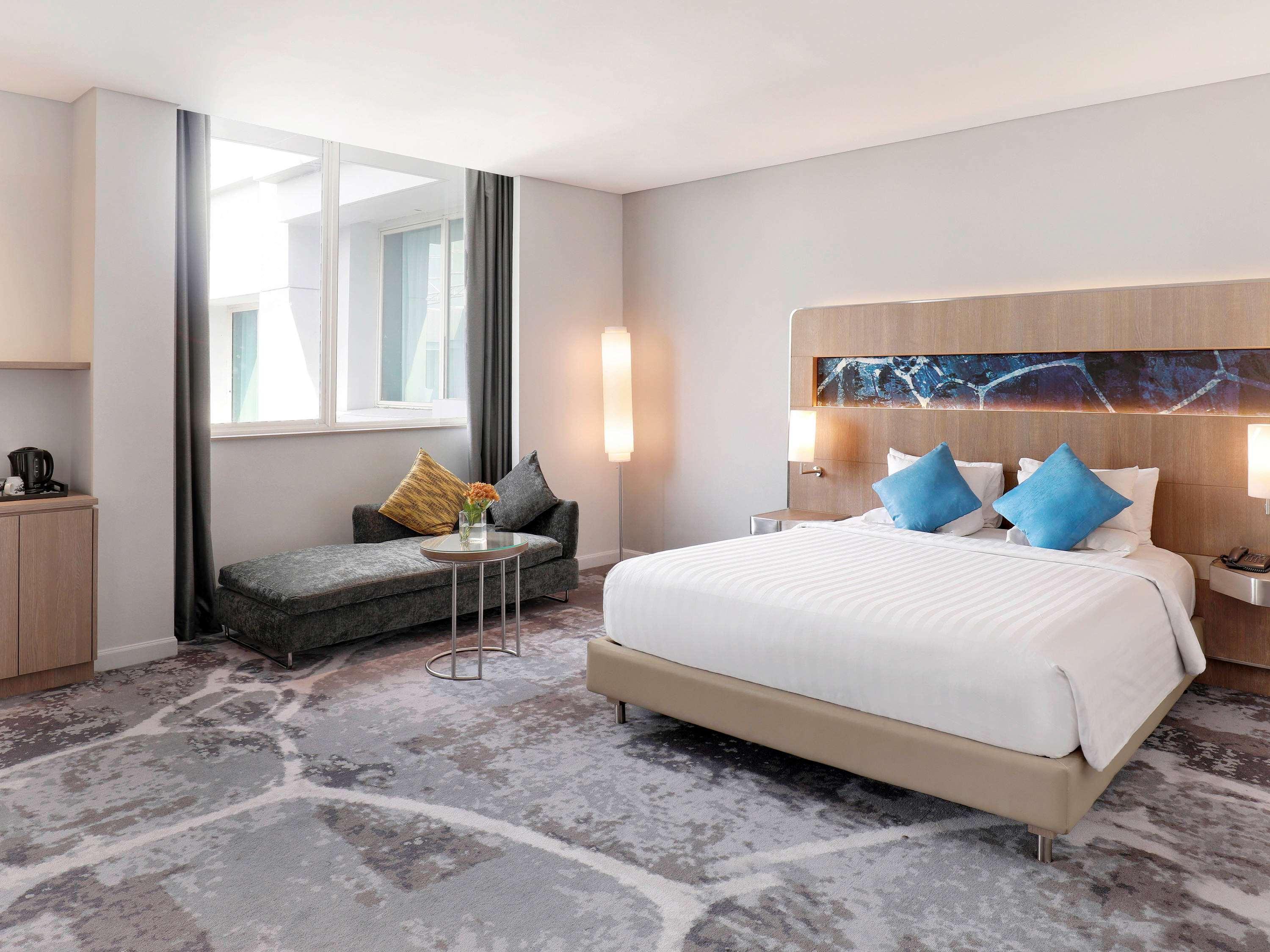 Hotel Novotel Mangga Dua Square 4*