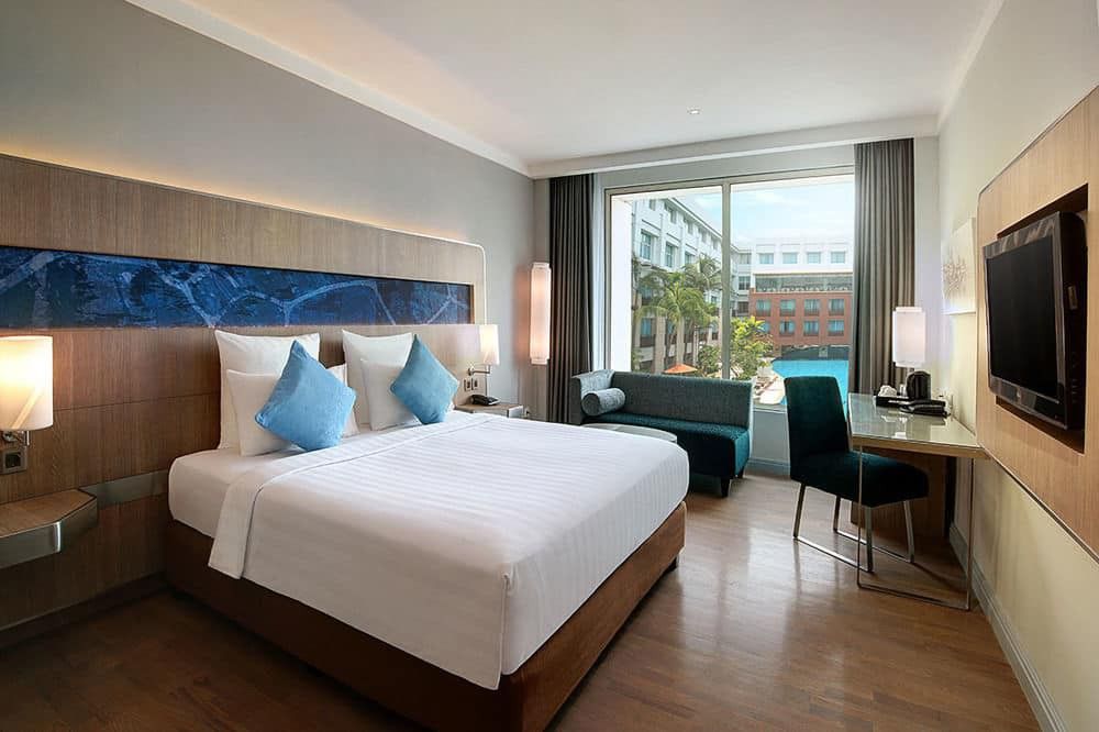 Hotel Novotel Mangga Dua Square 4*